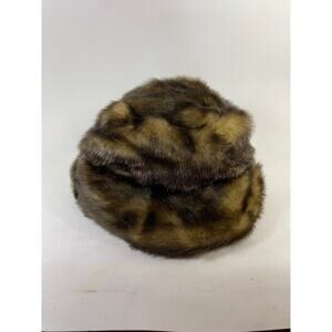 Pamela McCoy Faux Fur Hat NO SIZE